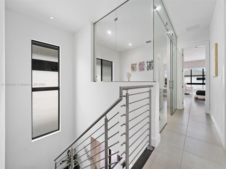 Active With Contract: $1,095,000 (3 beds, 3 baths, 2257 Square Feet)