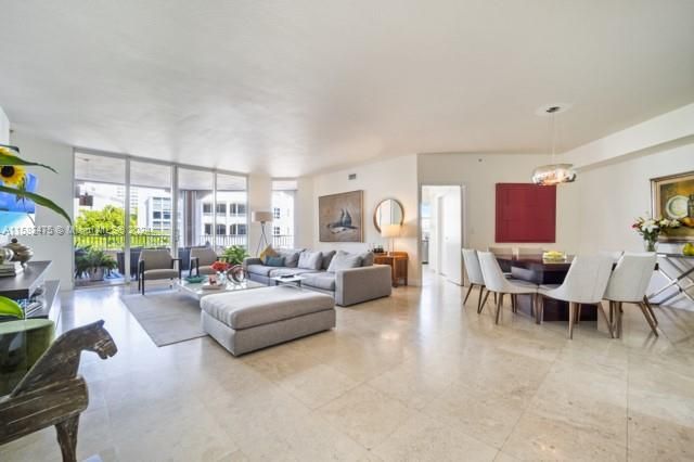 For Sale: $2,475,000 (3 beds, 3 baths, 2470 Square Feet)