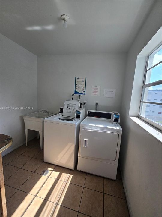 Active With Contract: $125,000 (2 beds, 2 baths, 1102 Square Feet)