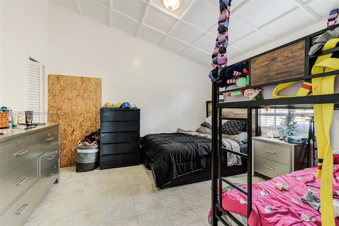 En Venta: $970,000 (0 camas, 0 baños, 2040 Pies cuadrados)