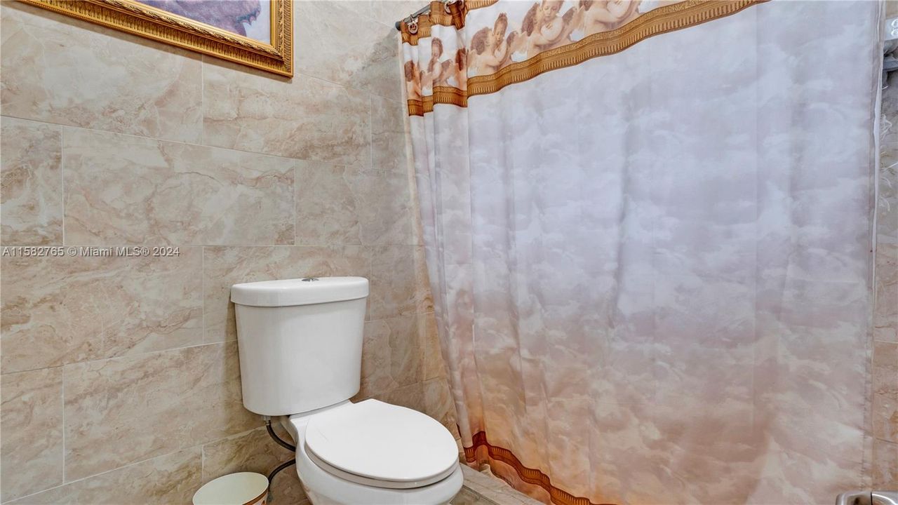 待售: $717,000 (3 贝兹, 2 浴室, 1690 平方英尺)