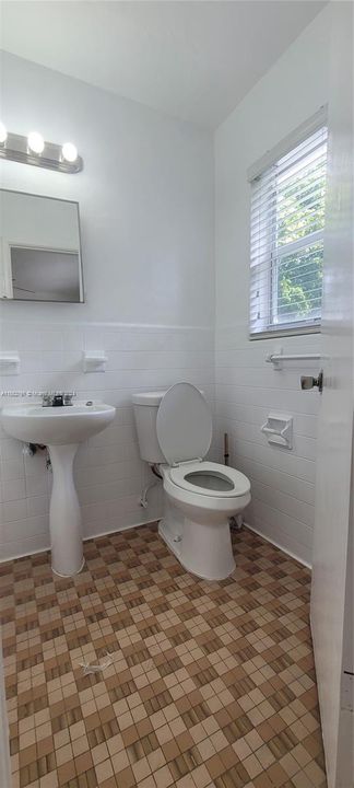 Недавно арендовано: $1,800 (1 спален, 1 ванн, 550 Квадратных фут)