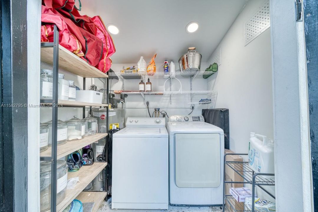 outdoor laundry room