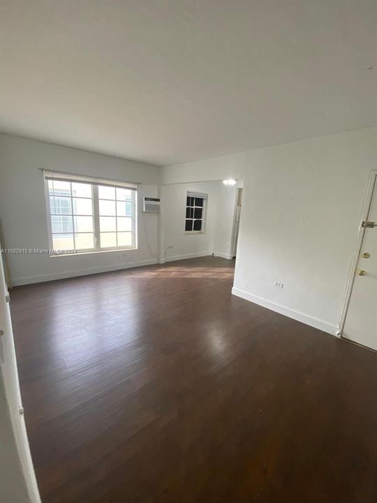 For Rent: $1,900 (0 beds, 1 baths, 0 Square Feet)