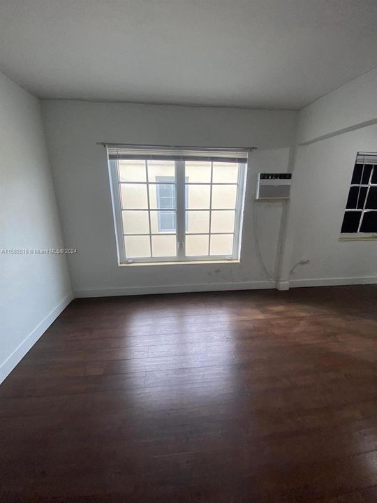 For Rent: $1,900 (0 beds, 1 baths, 0 Square Feet)