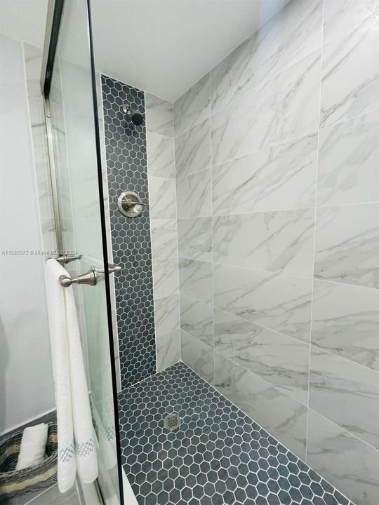 出租: $2,700 (2 贝兹, 2 浴室, 1192 平方英尺)