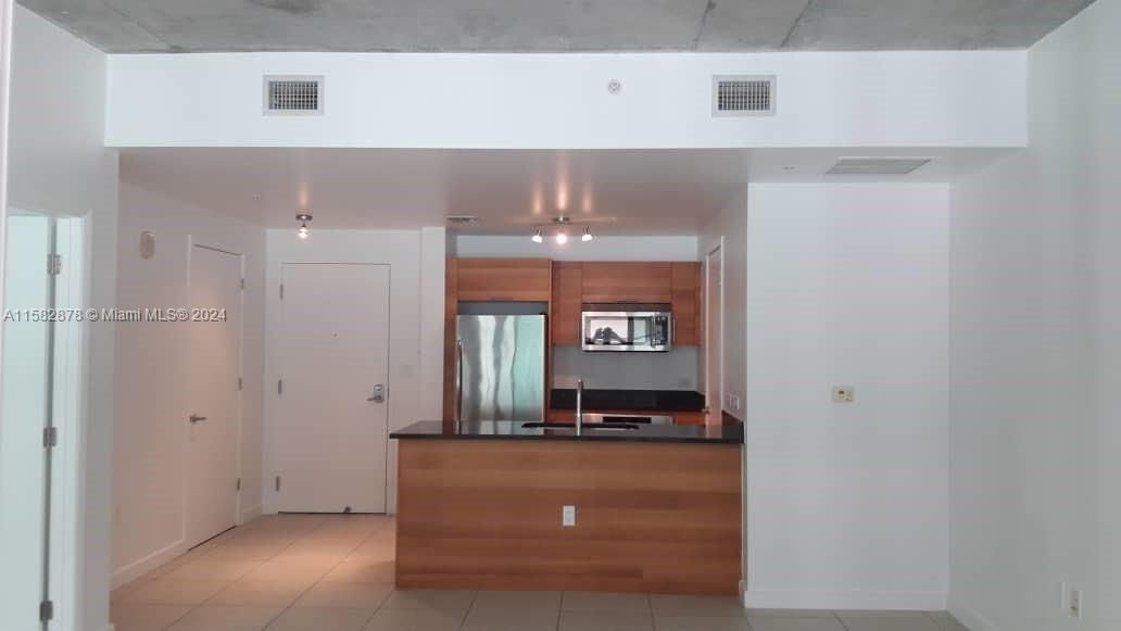 For Rent: $2,800 (1 beds, 1 baths, 0 Square Feet)
