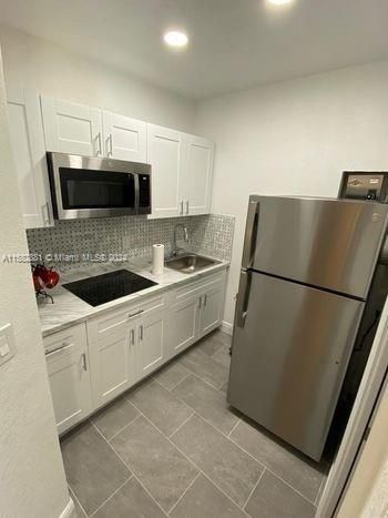 For Rent: $1,800 (1 beds, 1 baths, 0 Square Feet)