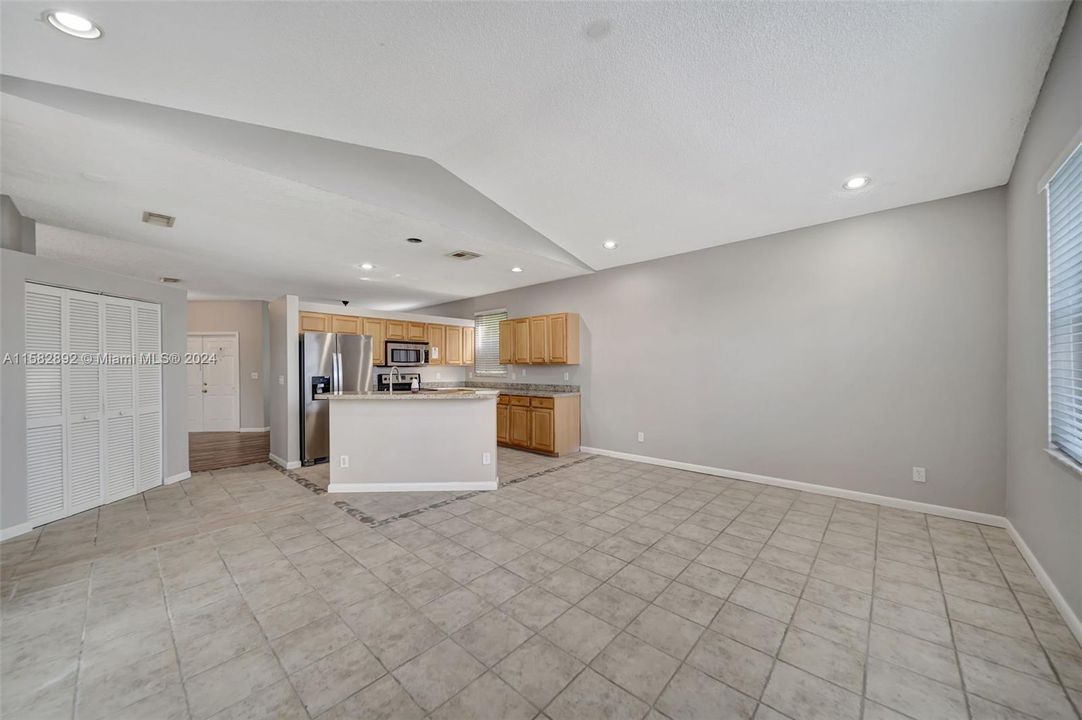 For Sale: $689,900 (4 beds, 2 baths, 2166 Square Feet)