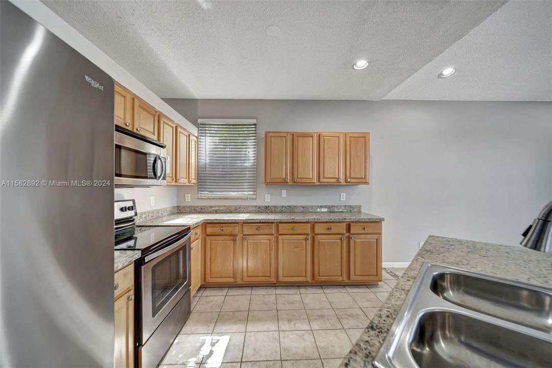 For Sale: $689,900 (4 beds, 2 baths, 2166 Square Feet)