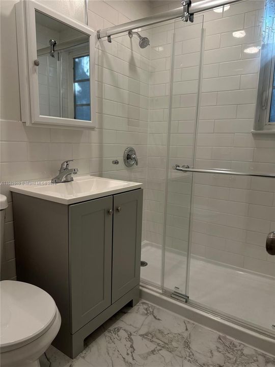 For Rent: $2,200 (1 beds, 1 baths, 675 Square Feet)