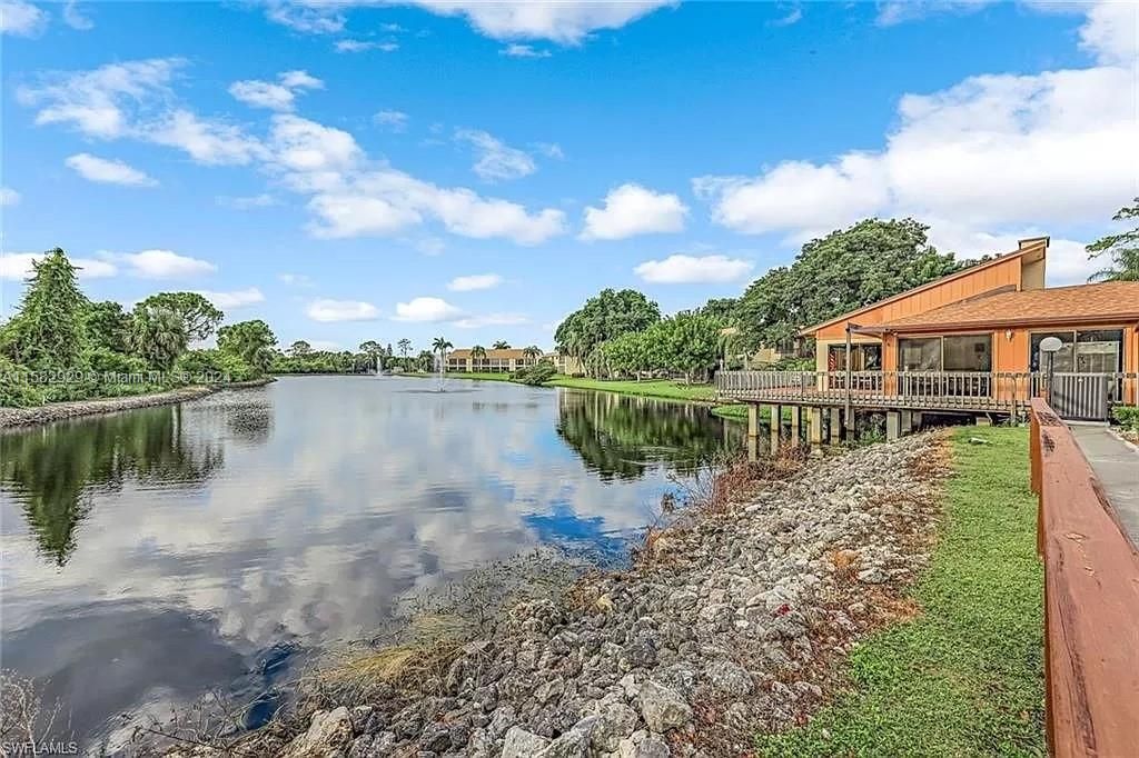 Recently Sold: $89,888 (1 beds, 1 baths, 714 Square Feet)