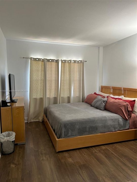 En Venta: $285,000 (2 camas, 2 baños, 1180 Pies cuadrados)