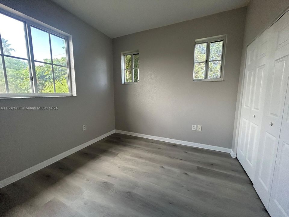 For Rent: $2,700 (3 beds, 2 baths, 1355 Square Feet)