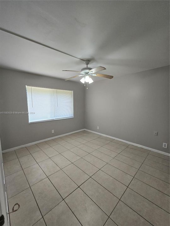 For Rent: $2,000 (2 beds, 2 baths, 820 Square Feet)