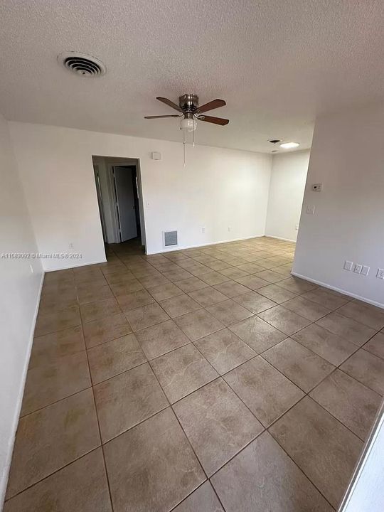 For Rent: $1,400 (1 beds, 1 baths, 0 Square Feet)