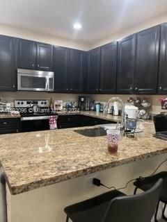For Rent: $3,200 (3 beds, 2 baths, 1318 Square Feet)