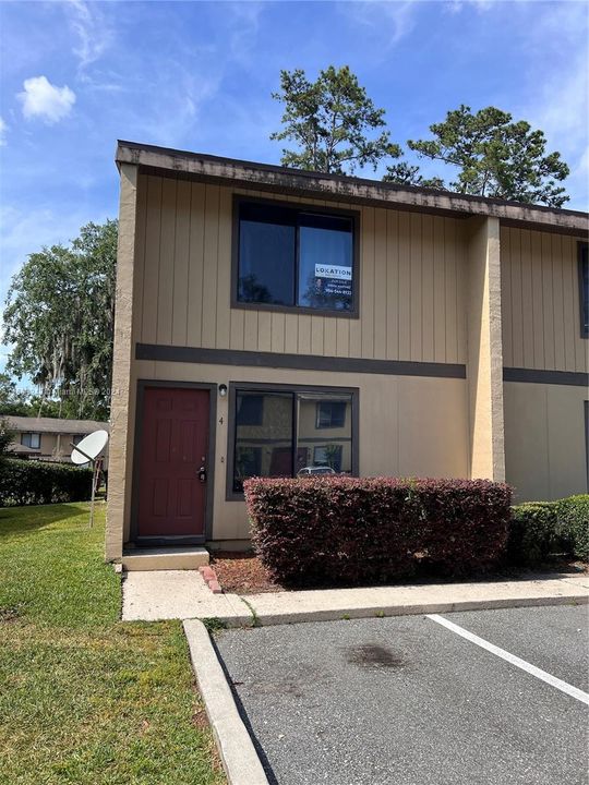 Recently Sold: $171,900 (2 beds, 2 baths, 1133 Square Feet)