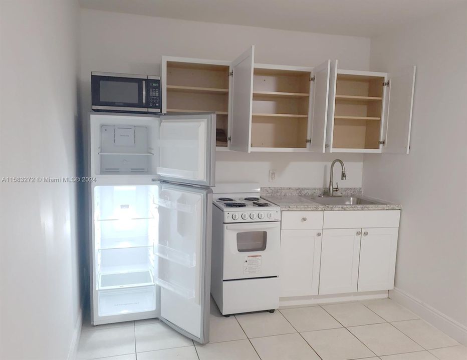 For Rent: $1,300 (0 beds, 1 baths, 0 Square Feet)