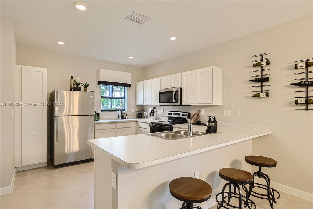 Active With Contract: $415,000 (3 beds, 2 baths, 0 Square Feet)