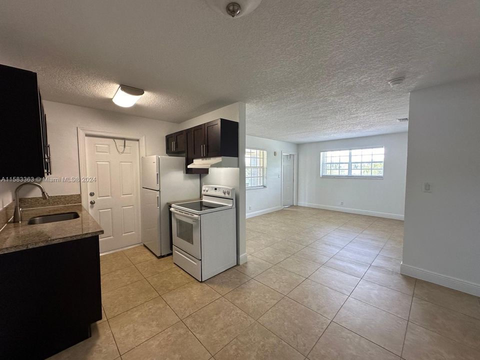 For Rent: $1,995 (2 beds, 1 baths, 0 Square Feet)
