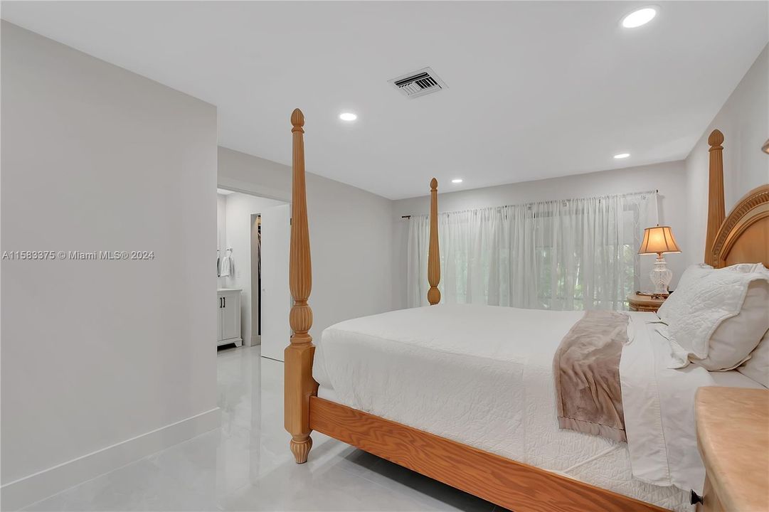 Недавно арендовано: $5,000 (3 спален, 2 ванн, 2268 Квадратных фут)