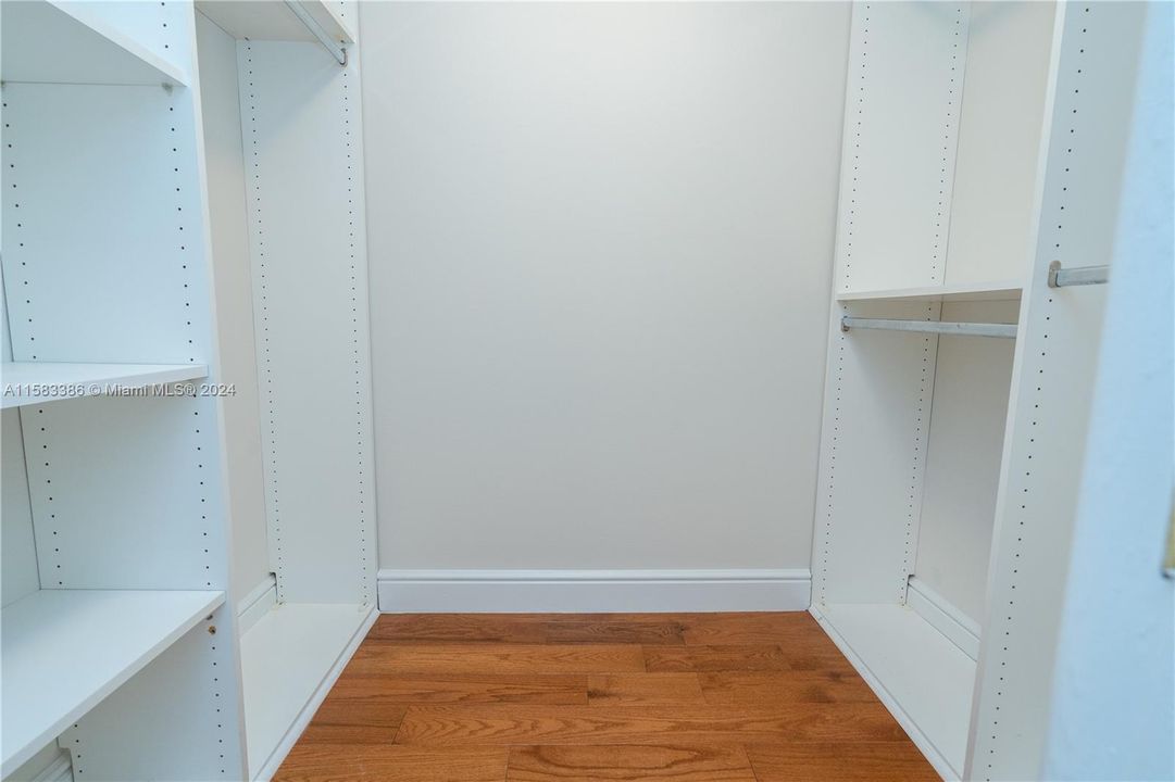 2nd bedroom closet