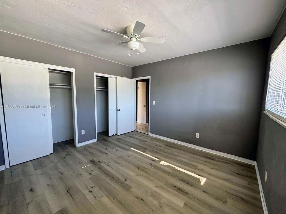 For Rent: $2,100 (2 beds, 1 baths, 950 Square Feet)