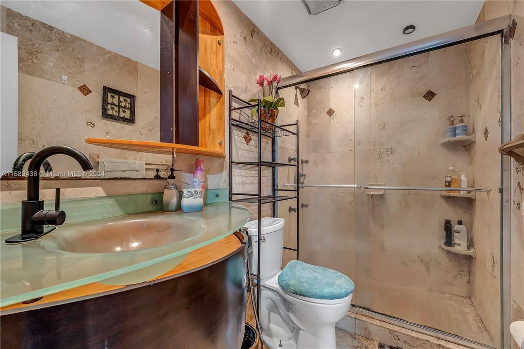 合同活跃: $489,999 (3 贝兹, 2 浴室, 1754 平方英尺)