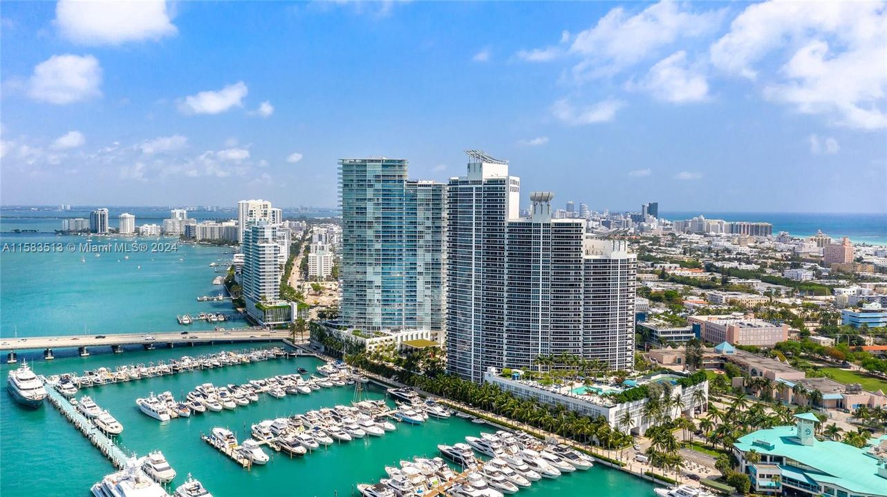 Recently Sold: $1,299,000 (2 beds, 2 baths, 1437 Square Feet)