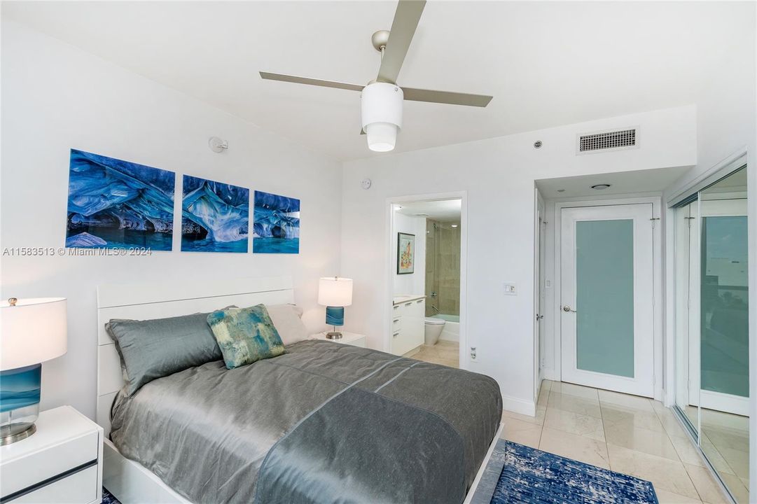 Recently Sold: $1,299,000 (2 beds, 2 baths, 1437 Square Feet)