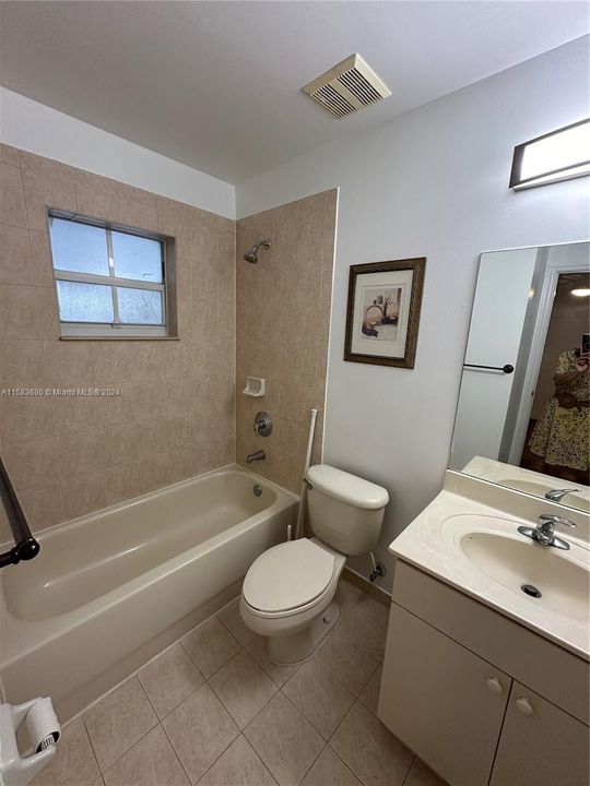 В аренду: $1,375 (1 спален, 1 ванн, 1263 Квадратных фут)