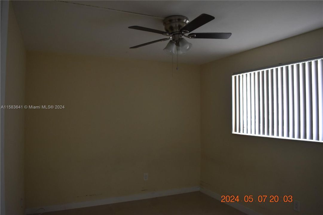 For Rent: $2,000 (2 beds, 2 baths, 952 Square Feet)