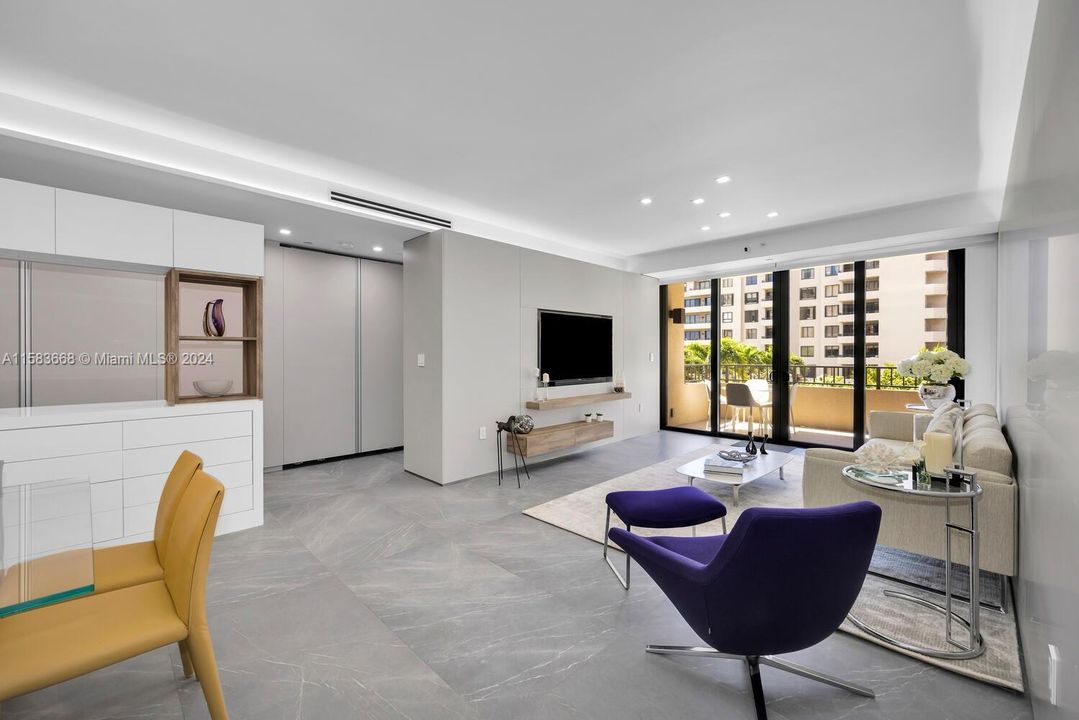 Active With Contract: $1,695,000 (2 beds, 2 baths, 1560 Square Feet)