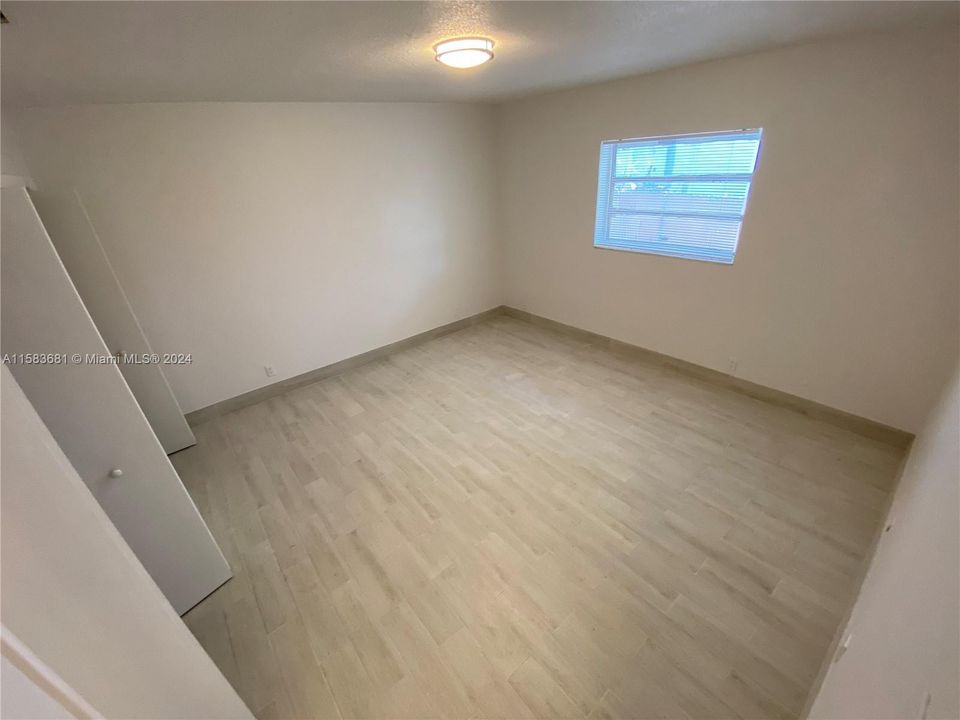 For Rent: $1,750 (1 beds, 1 baths, 6315 Square Feet)