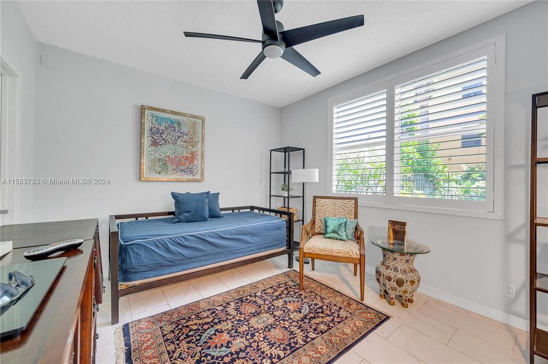 Guest Bedroom 1st Floor