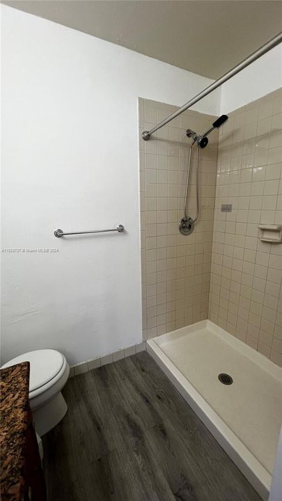 出租: $2,500 (3 贝兹, 2 浴室, 1125 平方英尺)