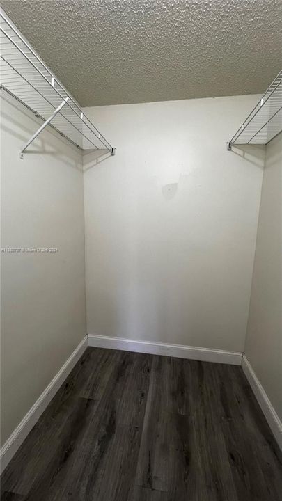 For Rent: $2,500 (3 beds, 2 baths, 1125 Square Feet)