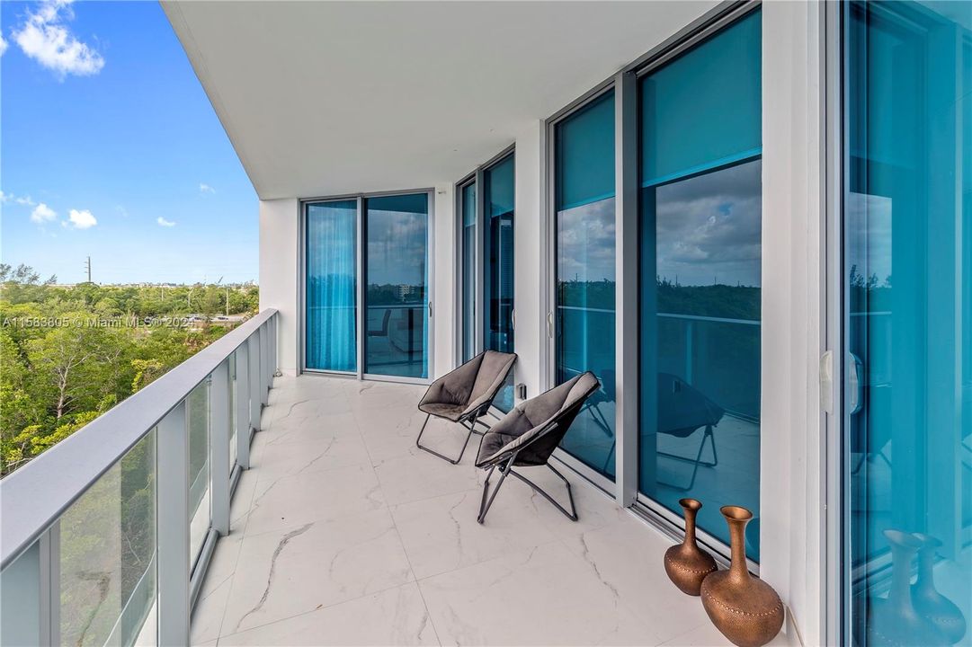 For Sale: $1,790,000 (3 beds, 3 baths, 2332 Square Feet)