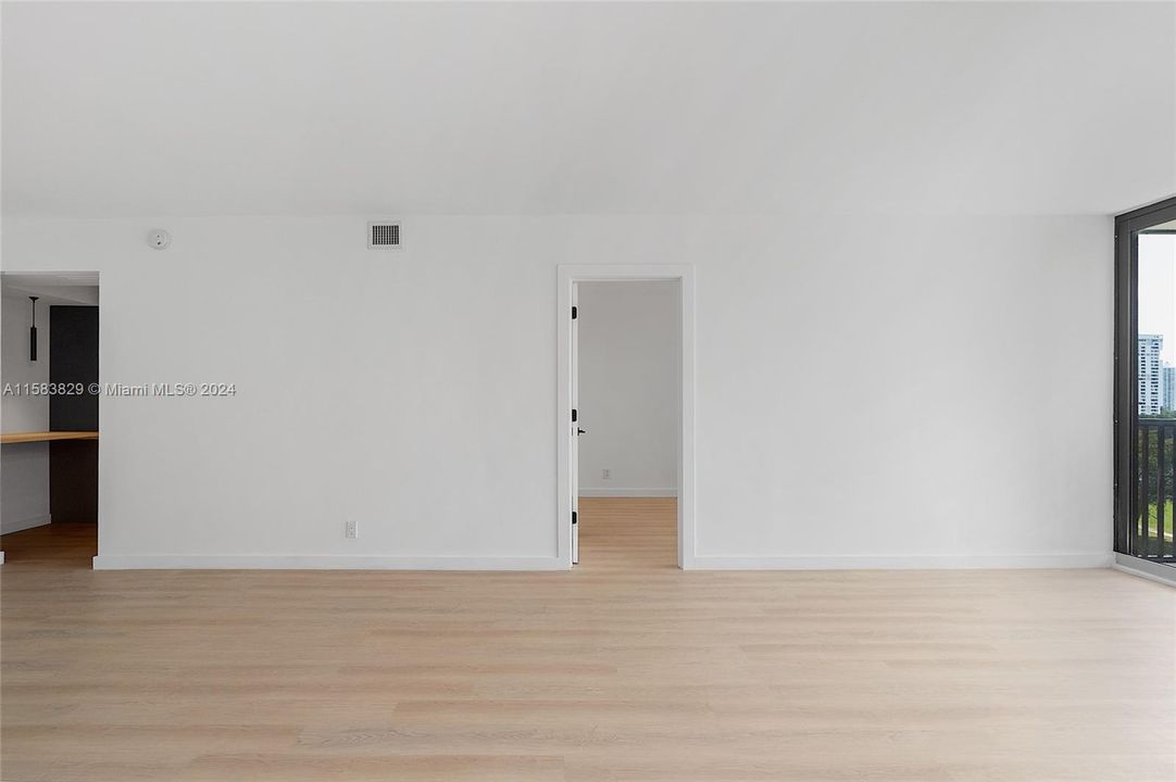 For Rent: $3,000 (2 beds, 2 baths, 1157 Square Feet)