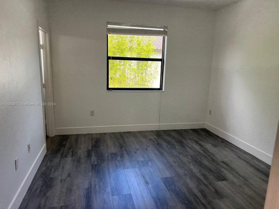 Recently Rented: $2,950 (2 beds, 2 baths, 1441 Square Feet)