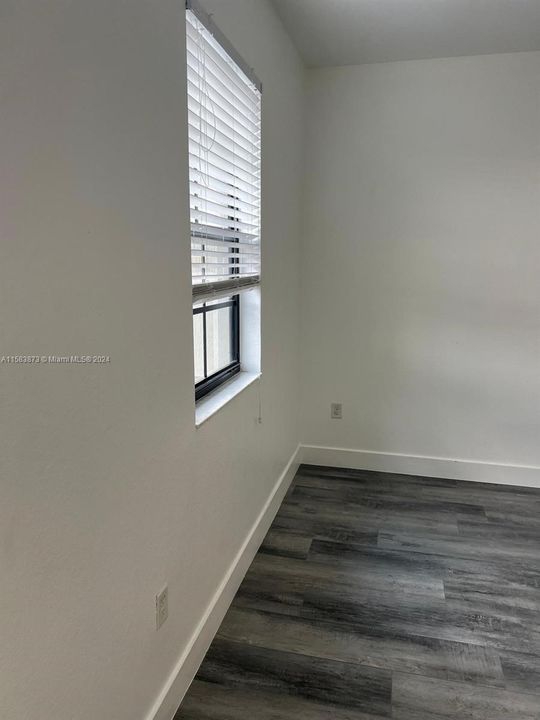 Recently Rented: $2,950 (2 beds, 2 baths, 1441 Square Feet)