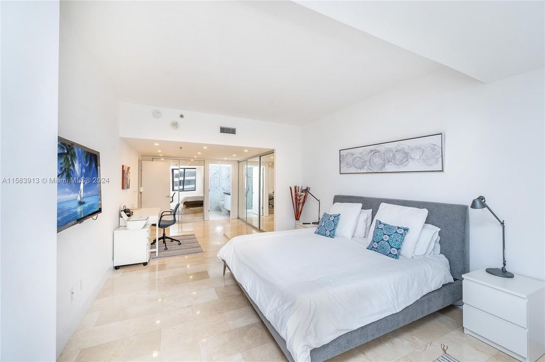 Active With Contract: $6,500 (2 beds, 2 baths, 1531 Square Feet)