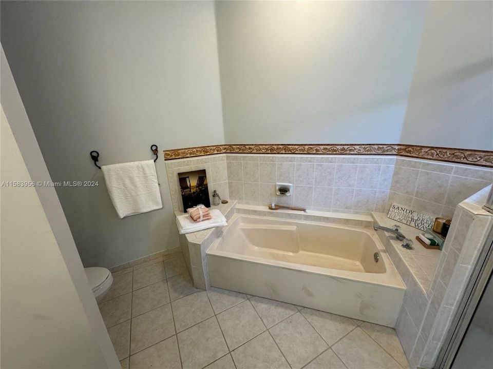 待售: $675,000 (3 贝兹, 2 浴室, 1488 平方英尺)