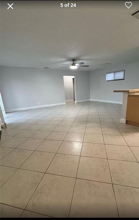 For Rent: $2,200 (2 beds, 2 baths, 864 Square Feet)