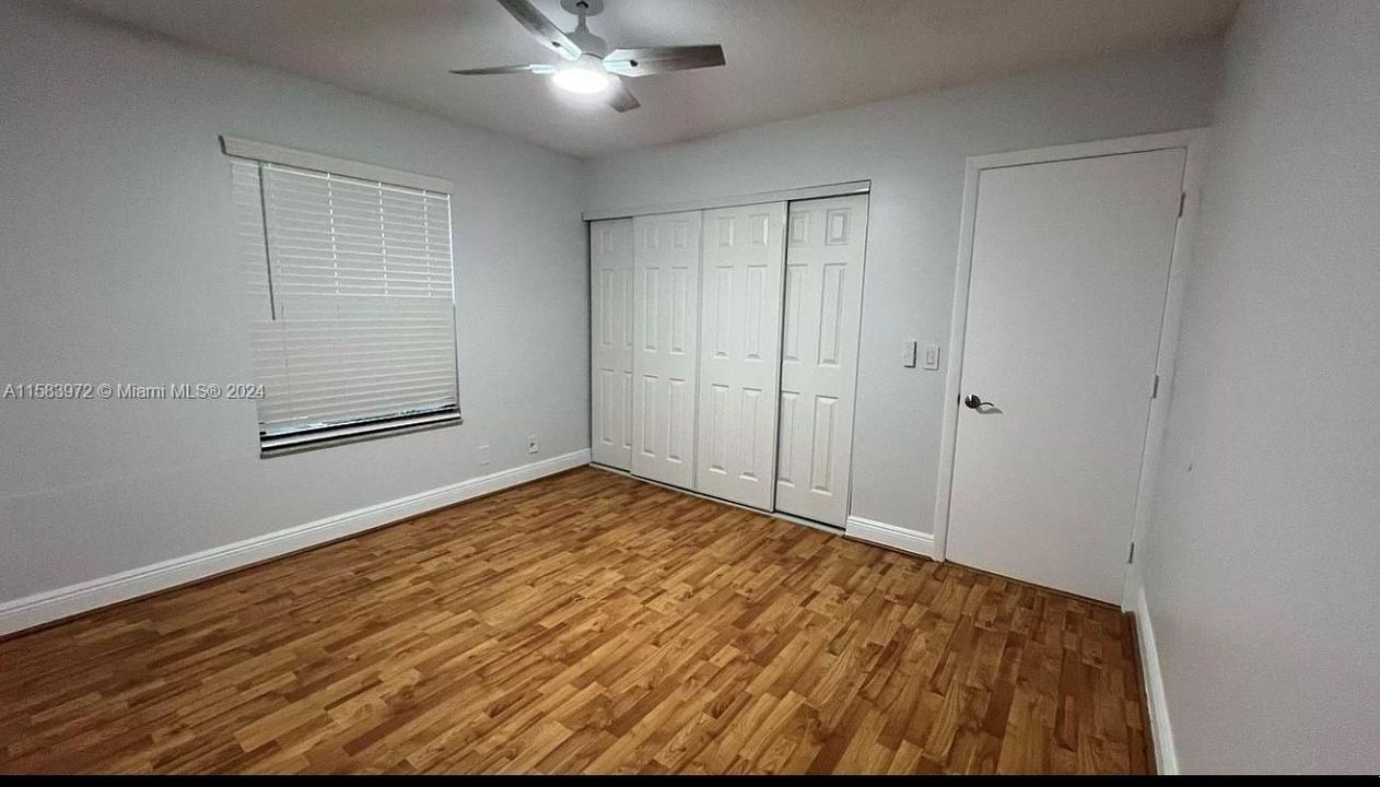For Rent: $2,200 (2 beds, 2 baths, 864 Square Feet)