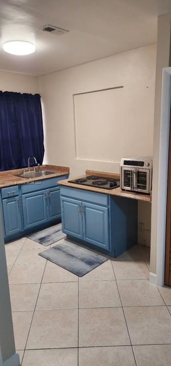 Recently Rented: $1,475 (1 beds, 1 baths, 1672 Square Feet)