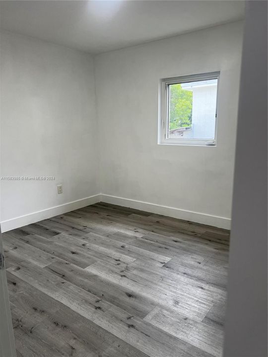For Rent: $3,500 (3 beds, 1 baths, 1774 Square Feet)