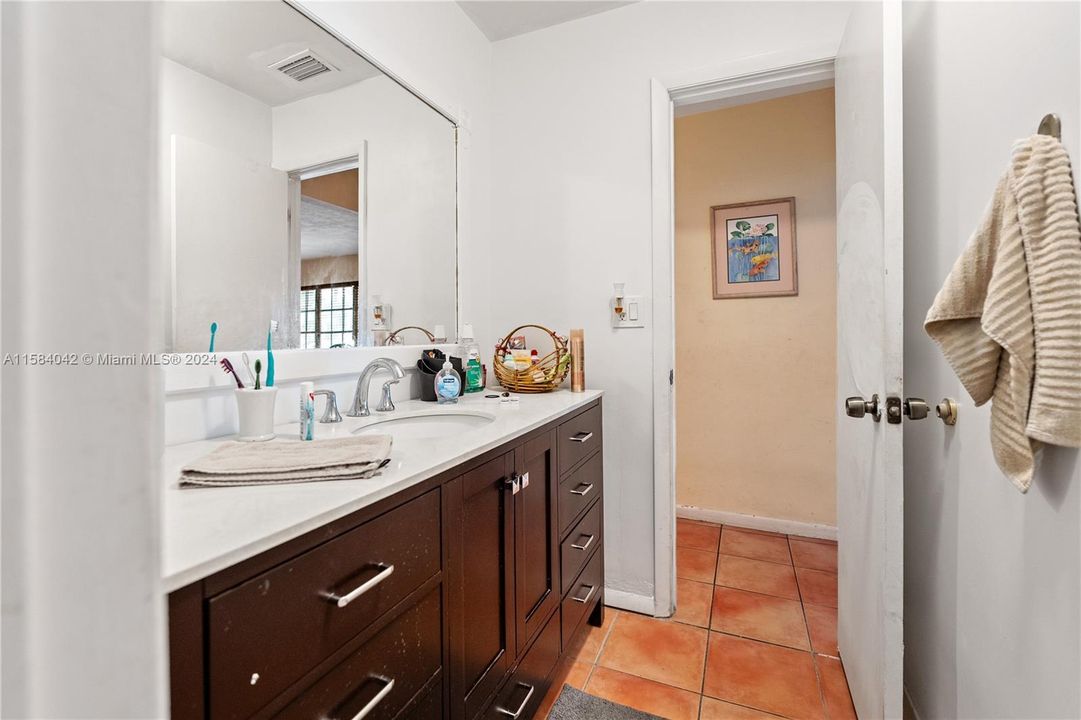 Active With Contract: $675,000 (3 beds, 2 baths, 1196 Square Feet)