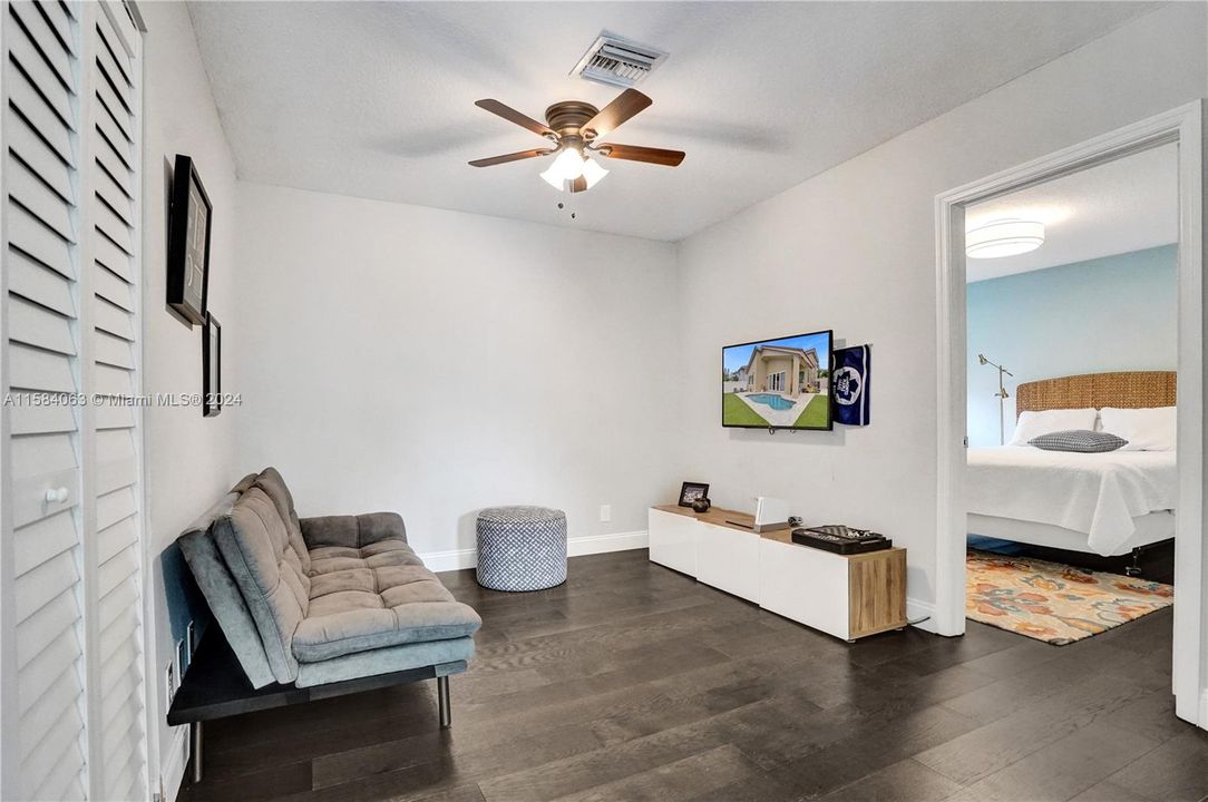 Active With Contract: $796,000 (4 beds, 2 baths, 2525 Square Feet)